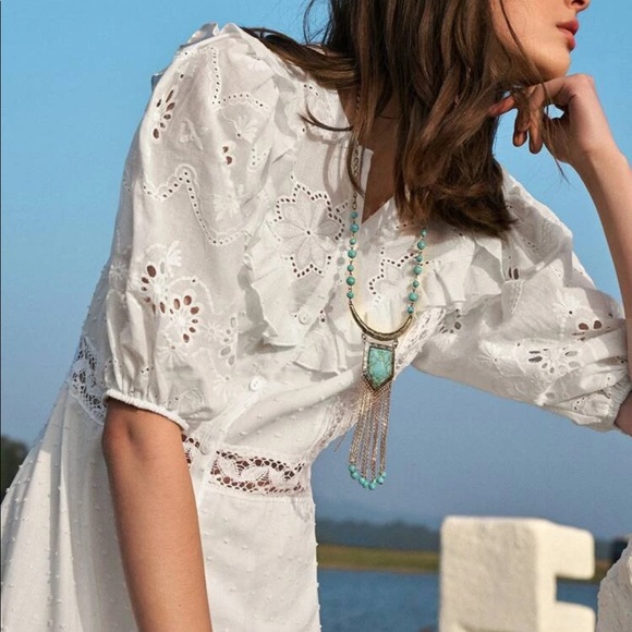 Lace Schiffy Dress - Picture 2 of 4